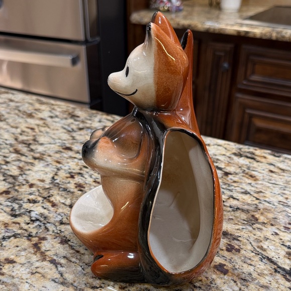 Vintage 1956 Collectible Ceramic Boxing Kangaroo Valet/Dresser Caddy - Picture 3 of 11